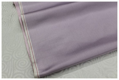 Brocart de soie uni : vert et gris argenté, largeur 74 cm, vendu au mètre
