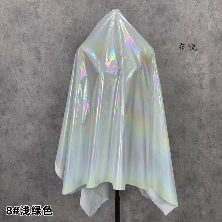 Metallic Silver Pleated Waterproof Fabric: Holographic Padded Jacket Material