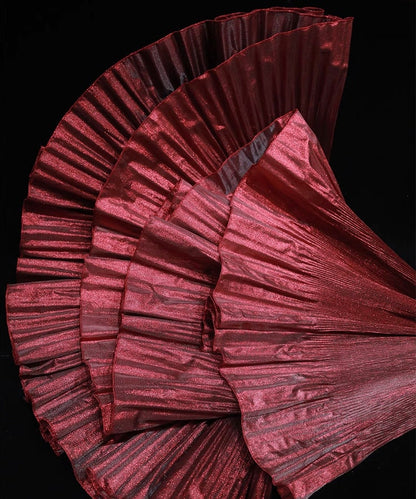 Dentelle organza à lustre métallique : tissu de créateur à volants 3D