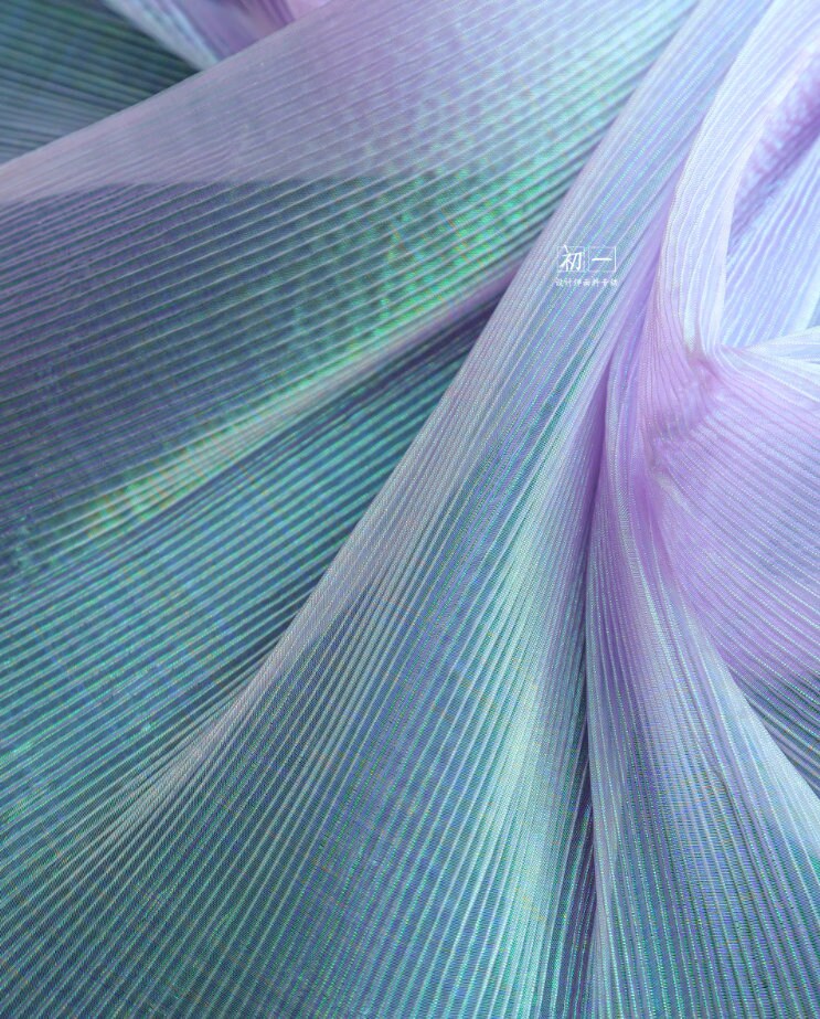 Pleated Organza Fabric: Water-Gloss Illusion, 55" Wide