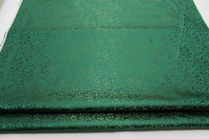 Tissu brocart métallisé à motif cachemire : jacquard chinois, 74 cm de large