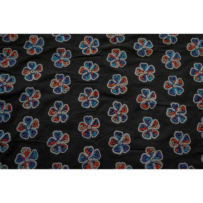 Plush Flower Knit Fabric: Contrasting Color Polyester Upholstery, 55"W