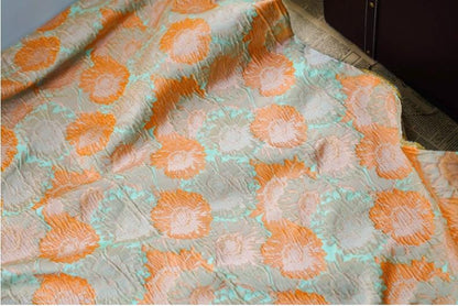 Tissu jacquard à motif floral : style peinture à l’huile, ameublement, costume – 160 cm de large