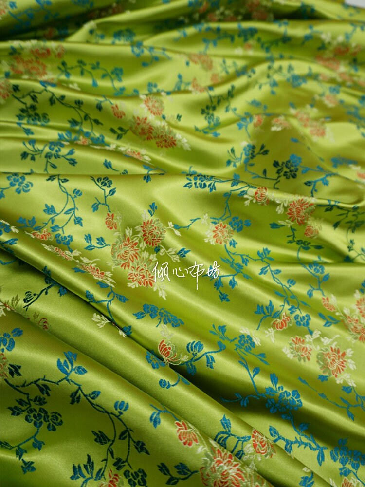 Tissu damassé en brocart de soie : tissu pour robe à motif pivoines, largeur 75 cm