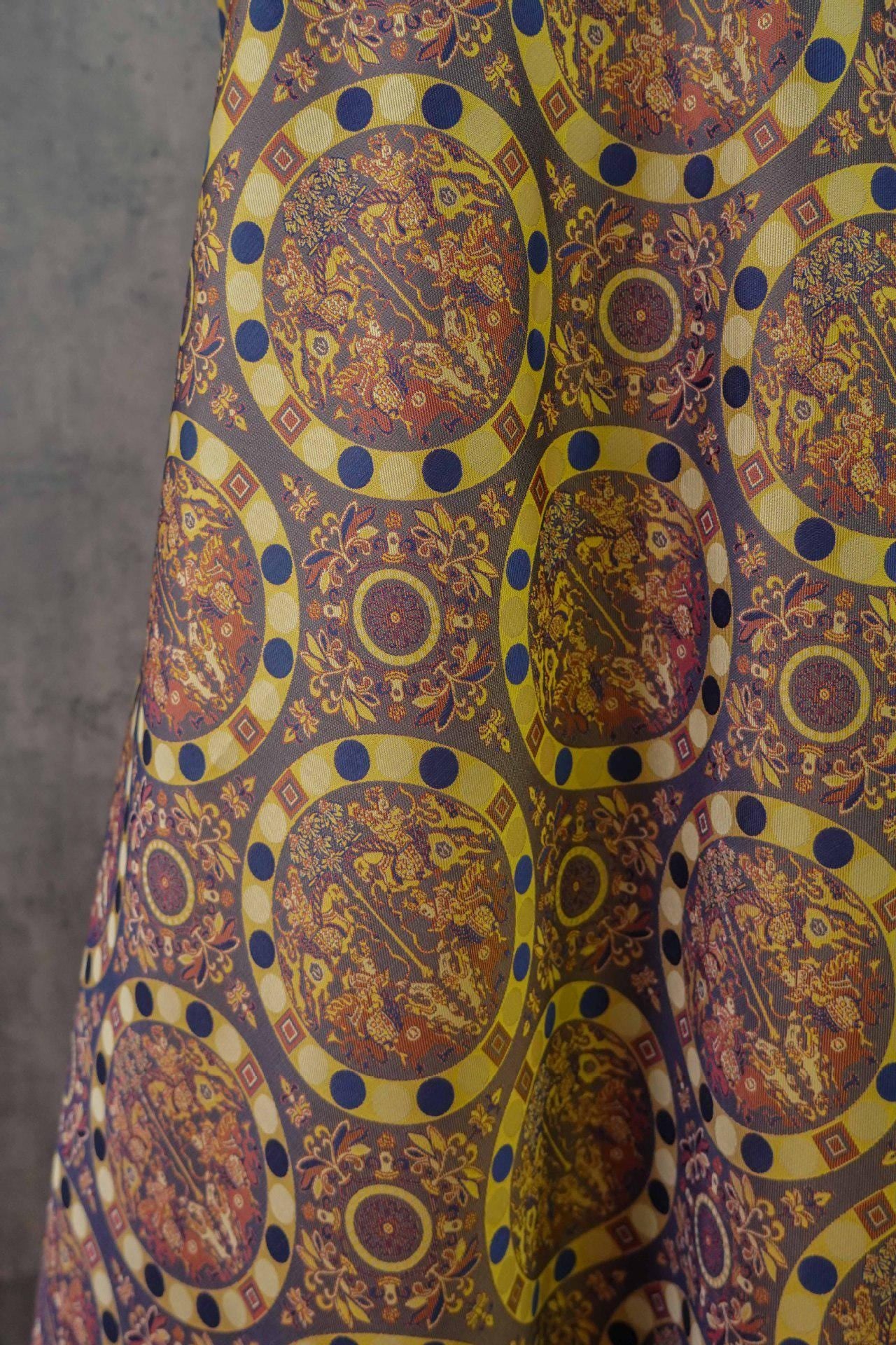 Gold Brocade Jacquard Fabric: Retro Palace Style Damask, 58" Wide