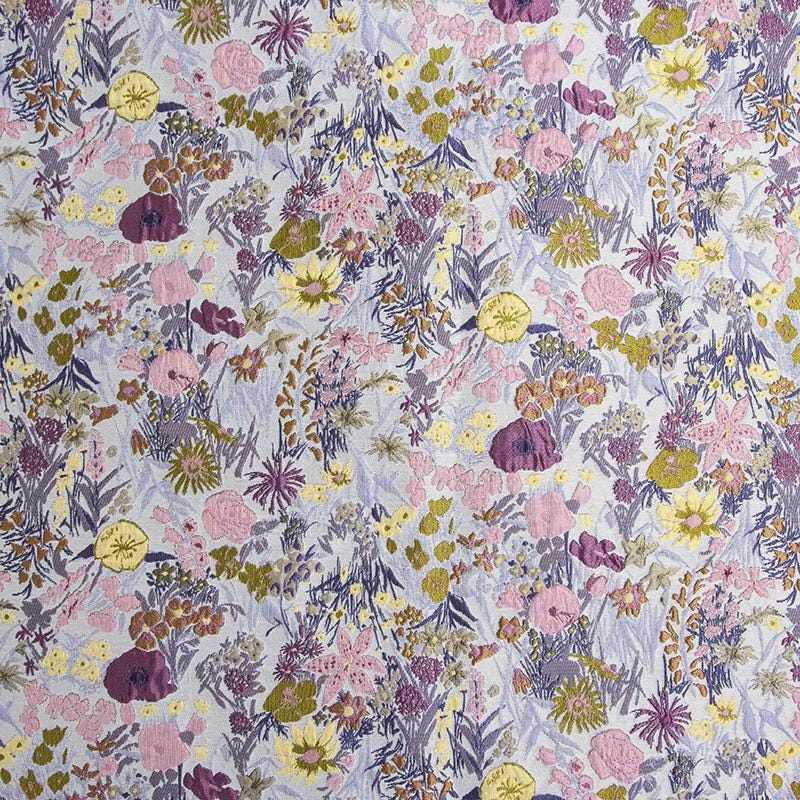 Tissu jacquard à motifs floraux : rayonne polyester gaufrée réversible, 150 cm de large
