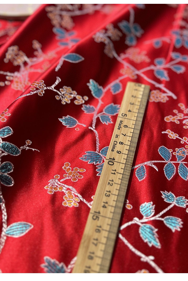 Grape Blossom Silk Brocade Fabric: 29.5"W Cheongsam Qipao Sewing