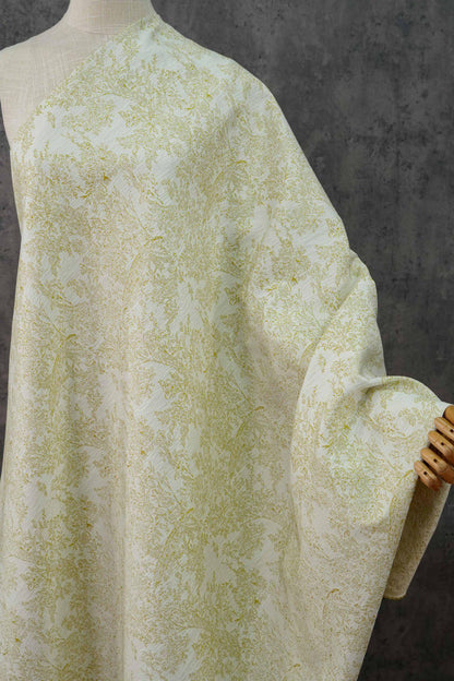 Tissu jacquard floral jungle française : tissage fin pour l’ameublement et la mode