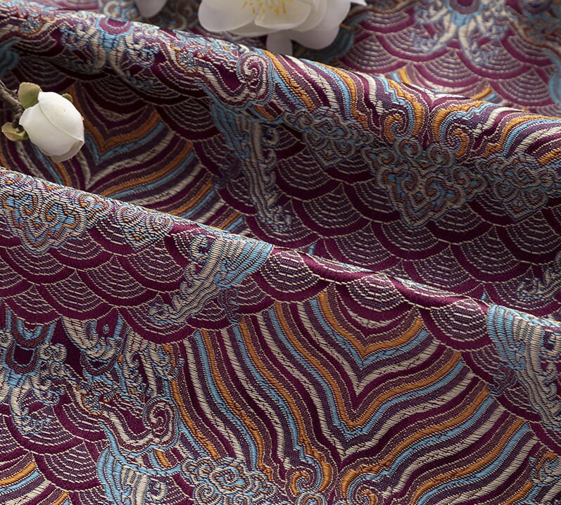 Tissu brocart jacquard à motif vagues océaniques : mélange de rayonne et de soie de 150 cm de large