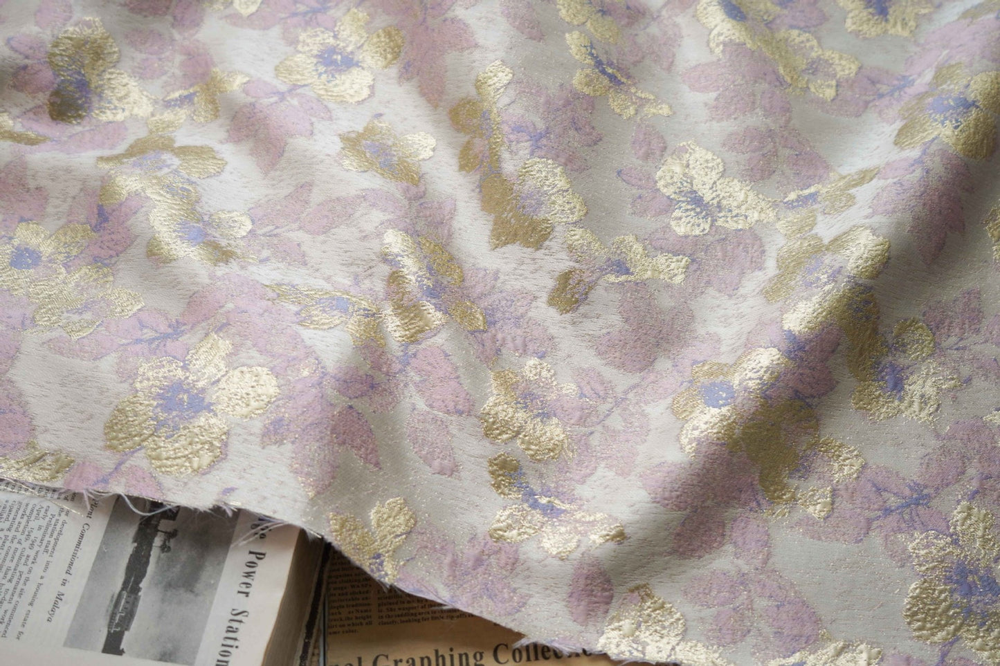 Metallic Floral Jacquard Fabric: Bronzing Gold Thread, 57" Wide