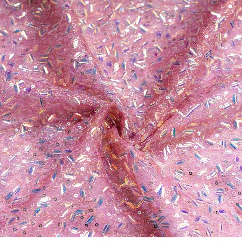 Robe de bal en dentelle à sequins colorés : motif Symphony Gradient Beads, largeur 124 cm