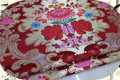 Tissu brocart de soie rouge : motif floral pivoine, 74 cm de large