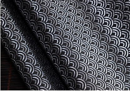 Tissu brocart floral : motif romantique français à écailles de poisson, mélange de soie et de rayonne