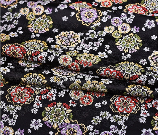 Tissu brocart de soie à fleurs de cerisier : Matériel de couture pour kimonos japonais