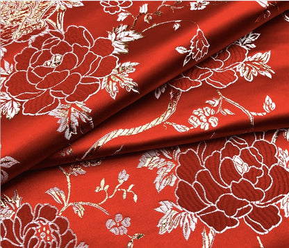 Tissu brocart satiné pivoine : fil doré métallisé, 150 cm de large