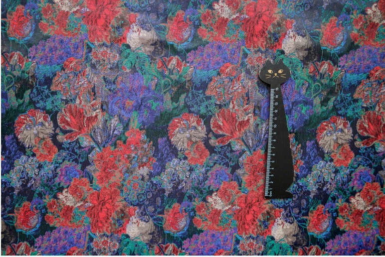 Autumn Floral Jacquard Fabric: Retro Palace Style, 62" Wide