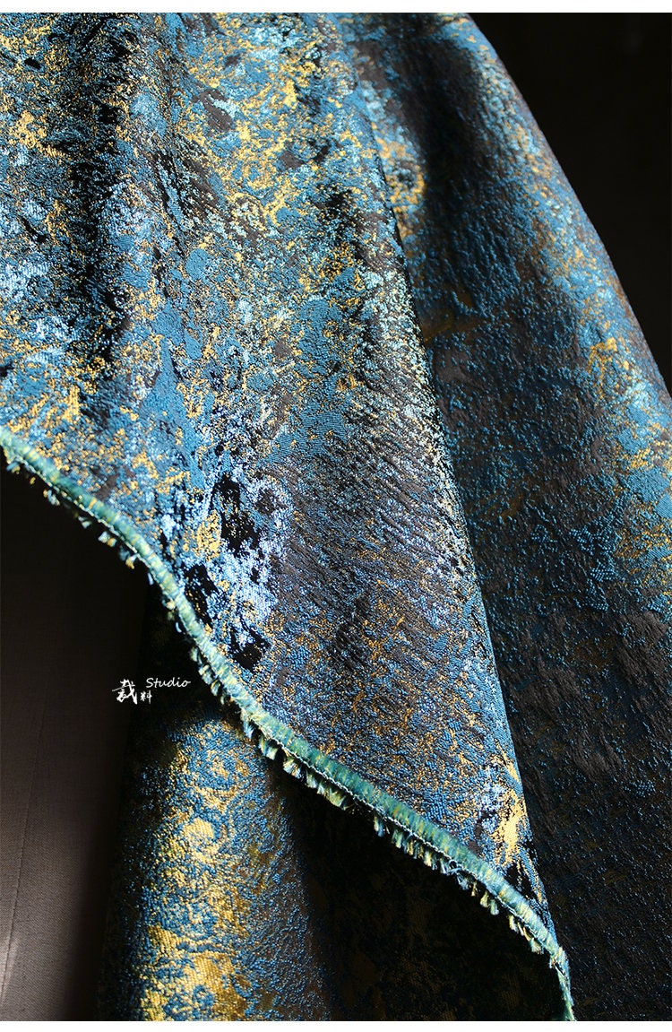 Tissu jacquard bleu paon galaxie : ameublement, costumes, décoration - 160 cm de large