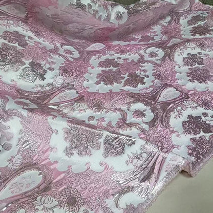 Tissu jacquard métallisé 3D rose, européen et américain, pour vêtements ��� Textile de luxe et de mode Large