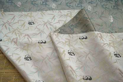 Tissu satiné brocart panda : 65 pouces de large, style couture chinoise