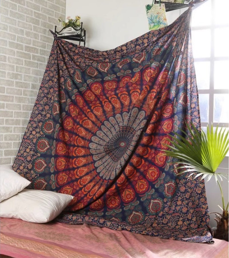 Mandala Tapestry: Bohemian Wall Hanging, Sofa Throw (140x200cm)