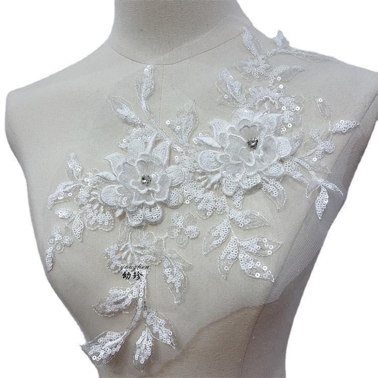 Embroidered 3D Floral Applique ��� Diamond Sequin Mesh Cloth S