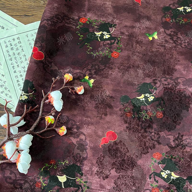 Tissu de soie jacquard motif cheval de rêve ��� Xiangyun Sha ��� Matelassage, Décoration intérieure, Grande largeur