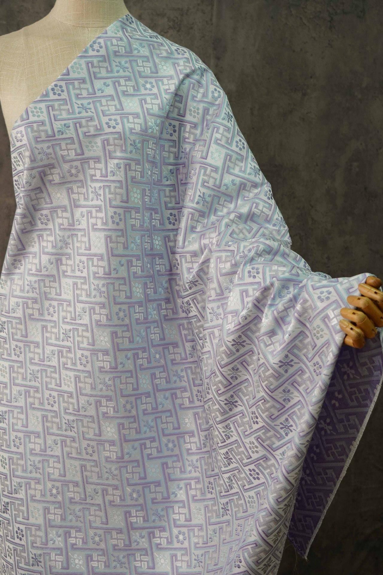 Tissu damassé jacquard Wanji : revêtement d’ameublement japonais violet et bleu, 147 cm de large