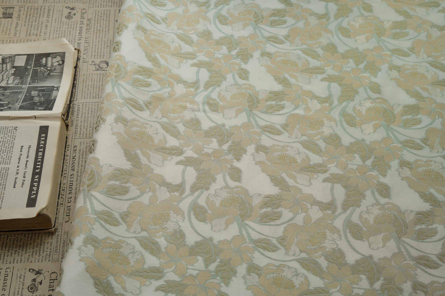 Gold Embossed Palace Jacquard Fabric: Damask Upholstery, Costume & Decor