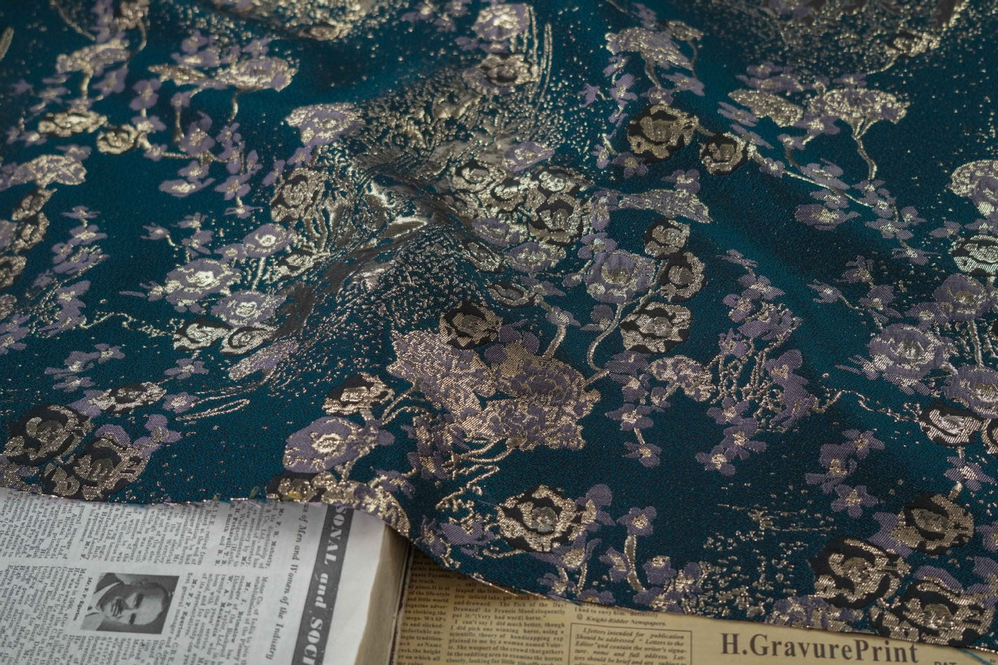 Gold Thread Jacquard Fabric: Dark Green 3D Style (59"W)