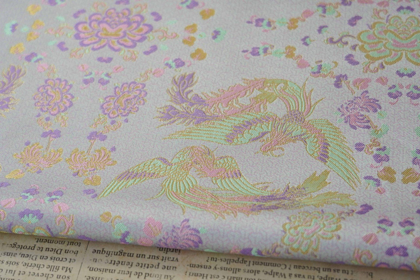 Tissu jacquard : 147 cm (58 pouces) à motif de peinture chinoise ancienne, pour costumes et décorations