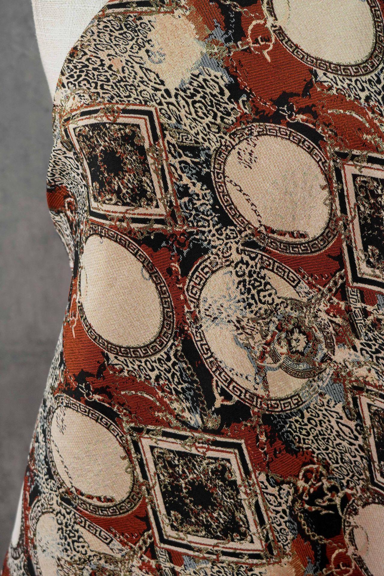 European-Style Jacquard Fabric ��� Round Crest & Scroll Pattern ��� Vest, Waistcoat, Upholstery, Ho"Wide