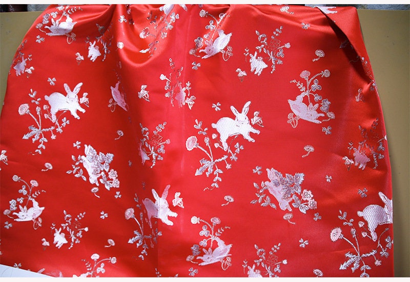 Rabbit Jacquard Brocade Fabric: 57"W Silk Rayon Damask