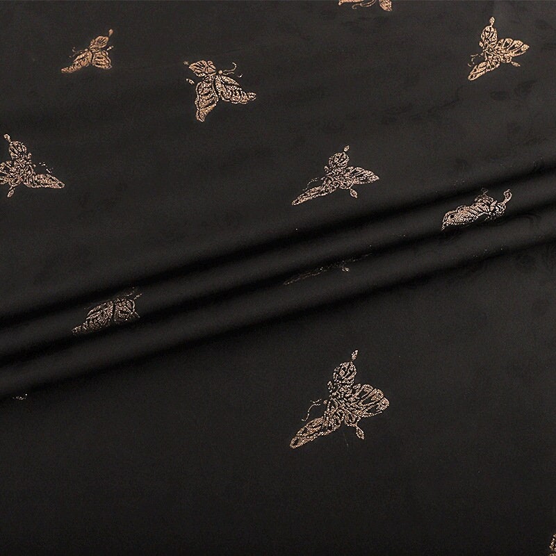 Tissu brocart papillon : tissage japonais Nishijin, fil d'or (59"L)