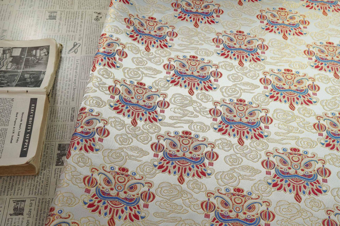 Song Brocade Fabric: Baoxiang Gold Thread Jacquard - Emperor Robe Style