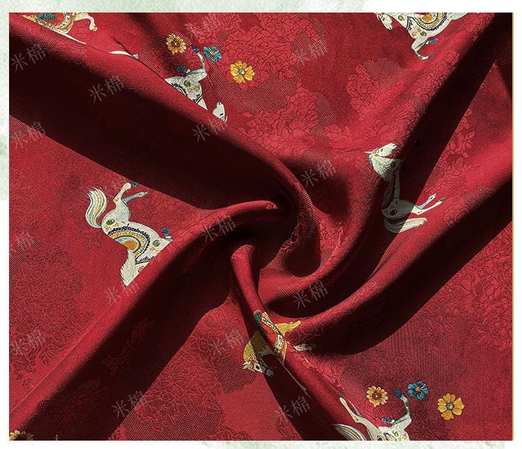 Tissu à motif de cheval au galop rouge et noir | Imprimé animal équestre, 150 cm de large
