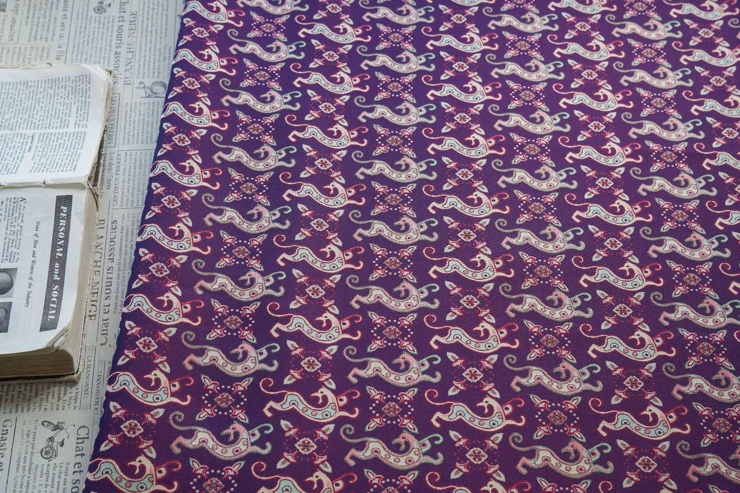 Reversible Jacquard Woven Fabric: 3D Ancient Pattern, 59" Wide