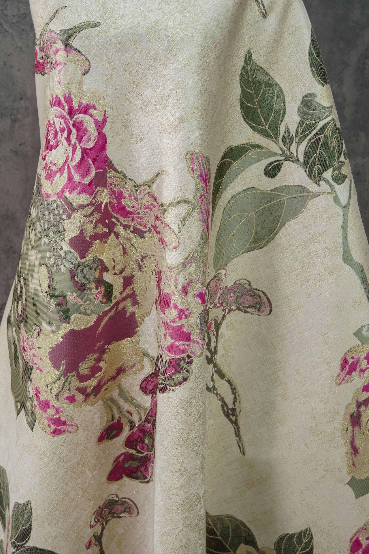 Tissu jacquard brocart doré à motifs floraux, tissu pour costumes Hanfu, tissu pour rideaux et ameublement, largeur 60 pouces