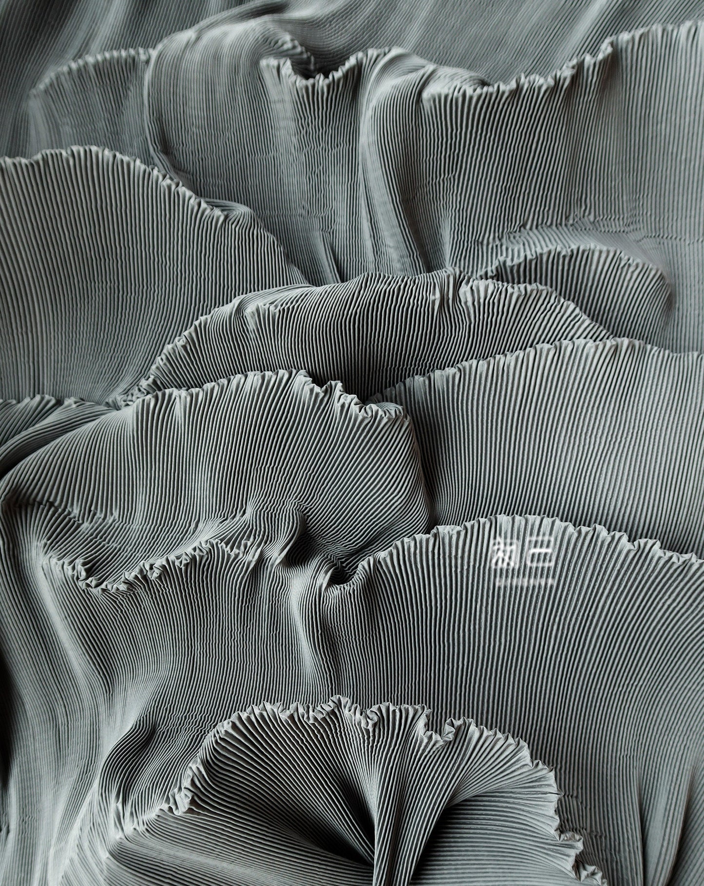 59"W Pleated Crepe Fabric: DIY Wedding & Event Decor