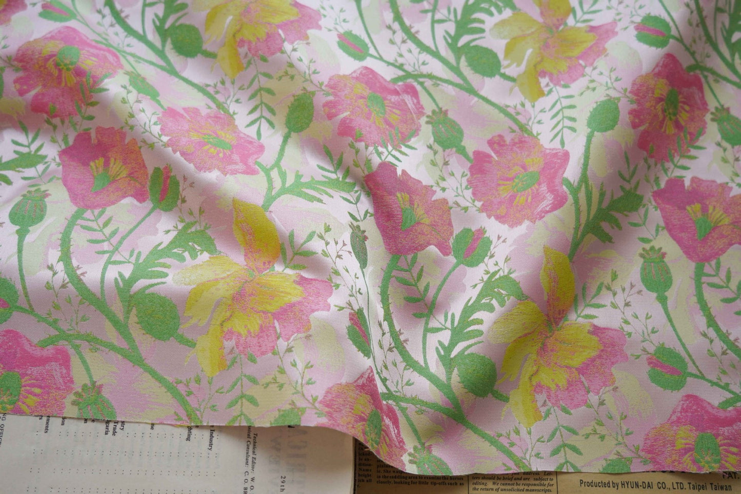 Floral Jacquard Woven Fabric: Embossed Hepburn Style, 57"W