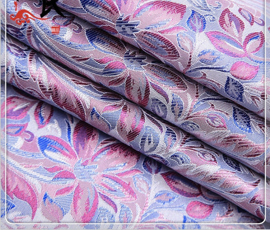 Tissu brocart de soie Dahlia : largeur 114 cm, tissu d’ameublement pour cheongsam