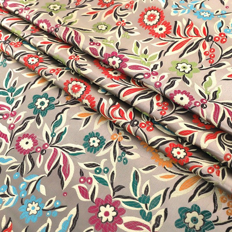 Tissu brocart tournesol : rayonne brodée bohème, 75 cm de large