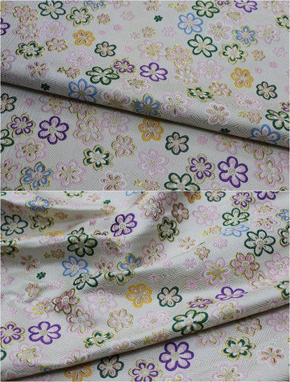 Tissu brocart jacquard à fleurs de cerisier : mélange de soie et de rayonne japonaises