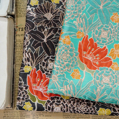 Tissu jacquard tissé à motif floral : rayonne polyester gaufrée en 3D, réversible