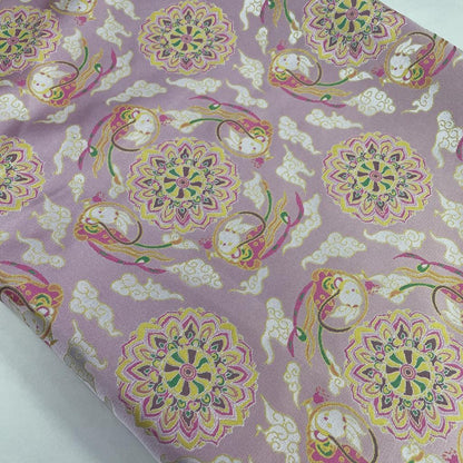 Tissu à motifs Bada tibétains : 55 pouces de large, polyester, pour la couture