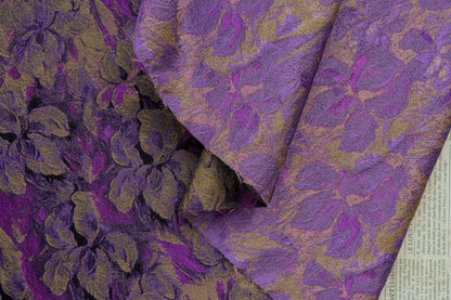 Tissu jacquard à motif floral : fil de rayonne doré, largeur 160 cm, pour matelassage d’ameublement