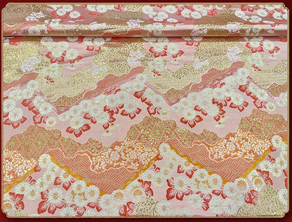 Tissu brocart de soie jacquard à motifs floraux roses Nishijin : ameublement et matelassage japonais