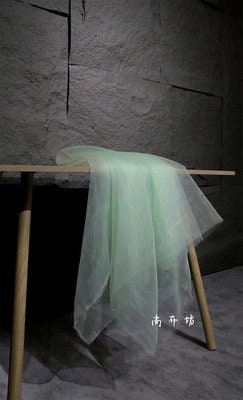 Tissu organza en fil cristal : maille légère, robe Hanfu, confection de poupées (59"L)