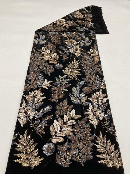 Tissu brodé de sequins en velours noir ��� Texti de perles multicolores" Large