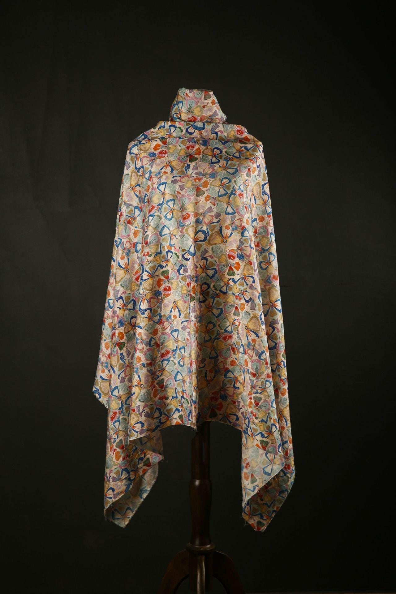 Tissu ramie Tencel à motif floral : imprimé coloré, matériau pour la confection de vêtements (59 pouces)