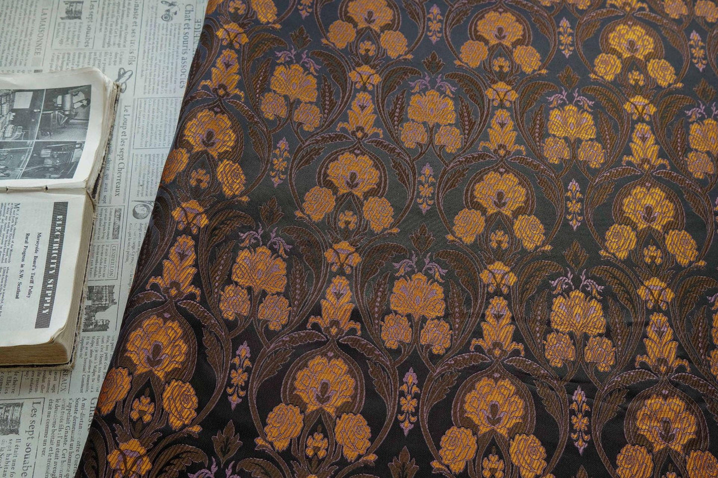 Luxury European Black Rose Scroll Jacquard Fabric – Elegant Brocade for Vest, Costume, Upholstery & Dressmaking